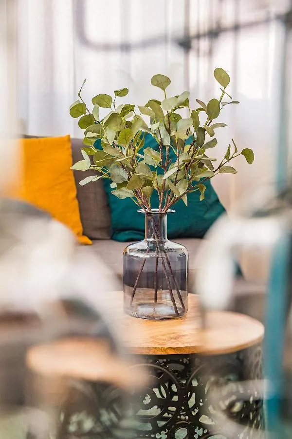 Stylish Oasis Central Apartment With Ac And Parking Budapest