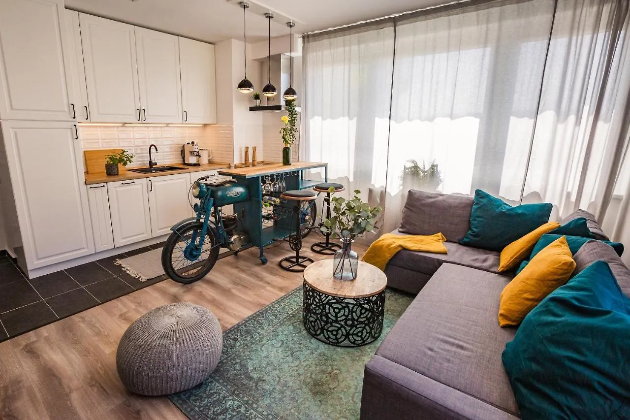 Stylish Oasis Central Apartment With Ac And Parking Budapest